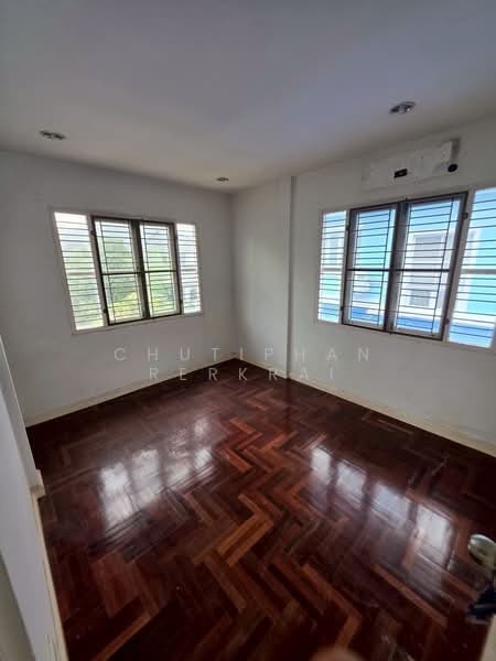 For Sale - Chaiyaphruek Butsarin Khlong 2, Pathum Thani
