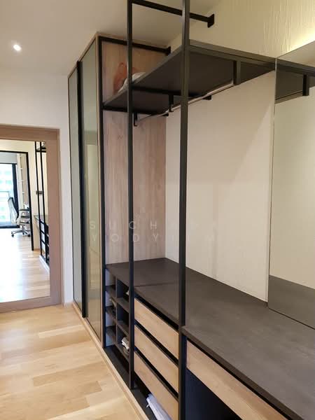 Silom Grand Terrace, Bangkok, Soi Saladaeng 2, Saladaeng Road, Silom, Bang Rak, Bangkok, 2 Bedrooms, 92 sqm, Condo For Sale, by Suchada Yodyiem, 500290716 - DDproperty.com