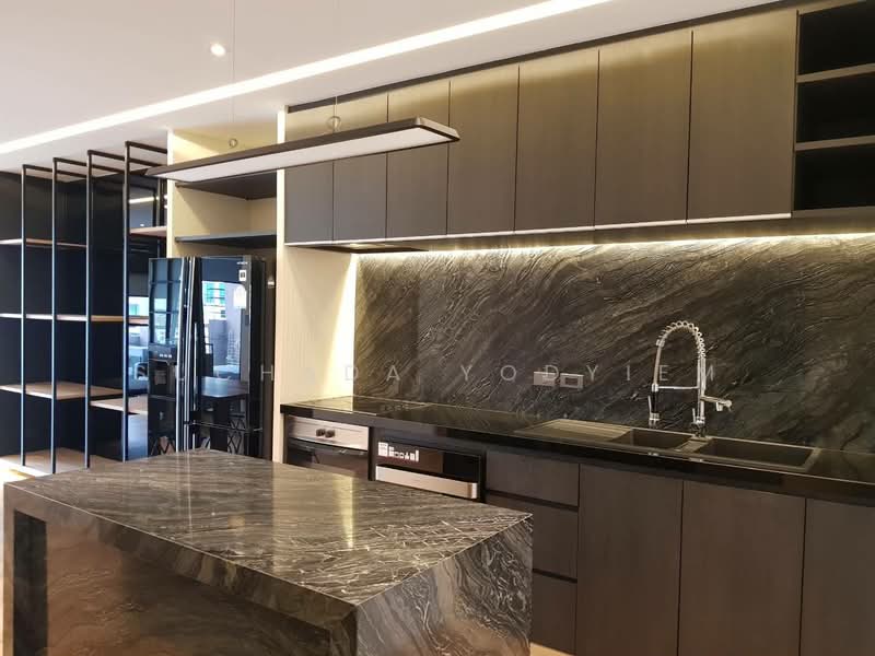 Silom Grand Terrace, Bangkok, Soi Saladaeng 2, Saladaeng Road, Silom, Bang Rak, Bangkok, 2 Bedrooms, 92 sqm, Condo For Sale, by Suchada Yodyiem, 500290716 - DDproperty.com