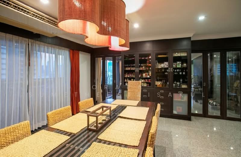 Sathorn Park Place, Bangkok, 27 Sathorn, Thung Maha Mek, Sathon, Bangkok, 4 Bedrooms, 342 sqm, Condo For Sale, by Orapa Sumetheesirisakul, 500290785 - DDproperty.com