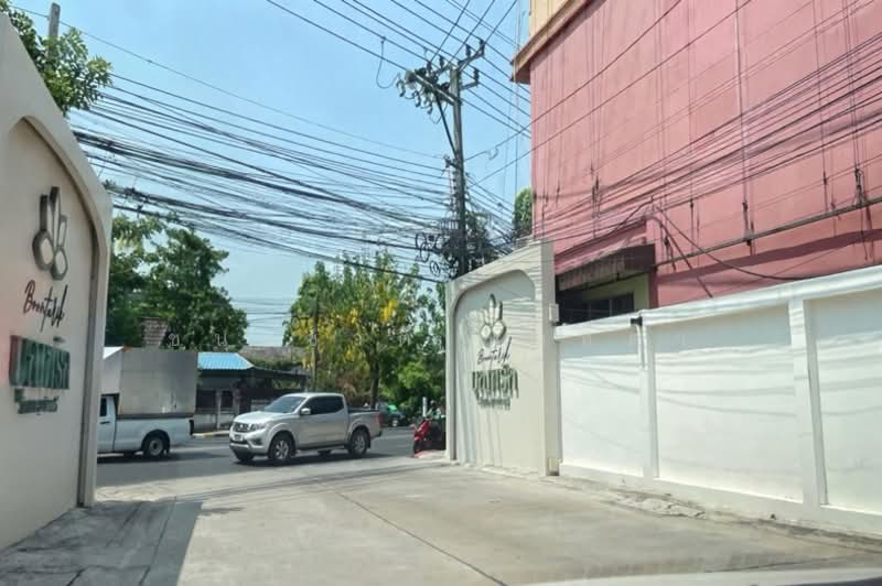 Buntharik Watcharapol Sukhaphiban 5 : บุณฑริก วัชรพล สุขาภิบาล 5, กรุงเทพ, ถนน สุขาภิบาล 5, ออเงิน, สายไหม, กรุงเทพ, 240 ตร.ม., บ้านเดี่ยว ขาย, โดย ชนะชาติ นนท์ตา, 500290801 - DDproperty.com
