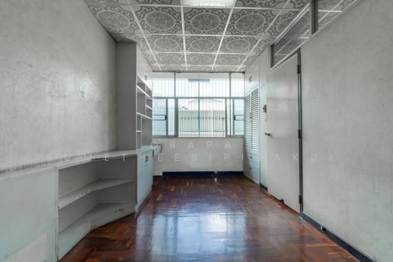 For Sale - 4-BR Townhouse, Bangkok
