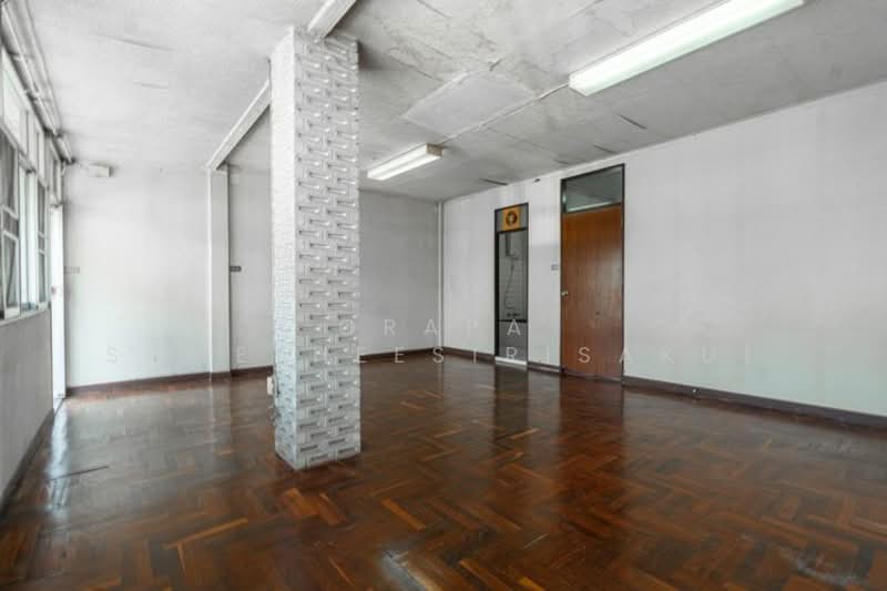 For Sale - 4-BR Townhouse, Bangkok