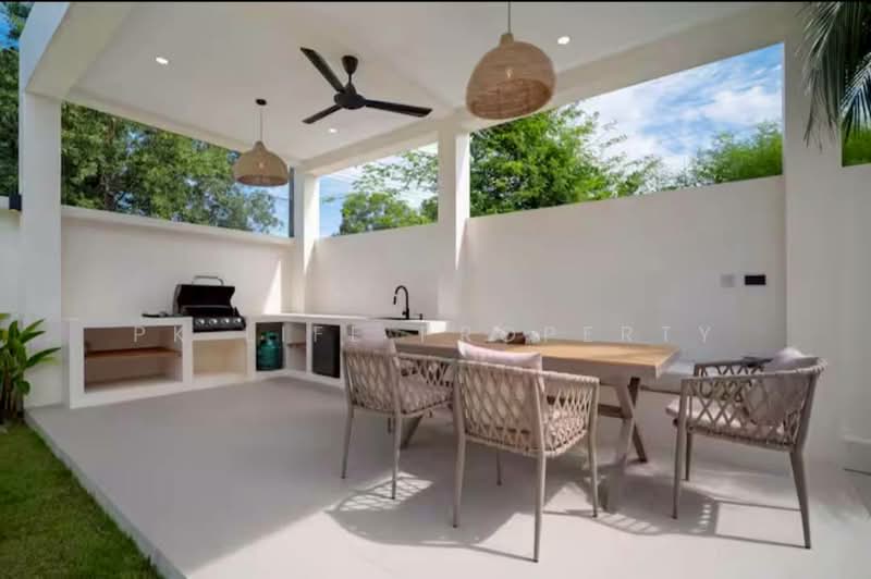 2R1085 Pool villa for rent 4 bedroom 4 bathroom 250,000/month at cherngtalay have fully furnished, Phuket, Choeng Thale, Thalang, Phuket, 4 Bedrooms, 400 sqm, Villa For Rent, by PK LIFE Property, 500290860 - DDproperty.com