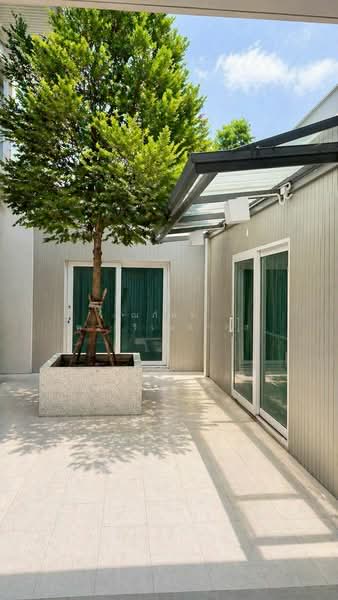 สราญสิริ ศรีวารี 1 (Saransiri Srivaree 1), สมุทรปราการ, ศีรษะจรเข้น้อย, บางเสาธง, สมุทรปราการ, 240 ตร.ม., บ้านเดี่ยว ให้เช่า, โดย ณภัทร พรสิริเมธากุล, 500290880 - DDproperty.com