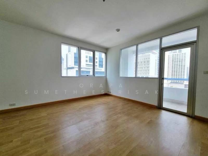 St Louis Grand Terrace, Bangkok, Soi Sathon 11 S Sathon Rd, Yan Nawa, Sathon, Bangkok, 2 Bedrooms, 105 sqm, Condo For Sale, by Orapa Sumetheesirisakul, 500290945 - DDproperty.com