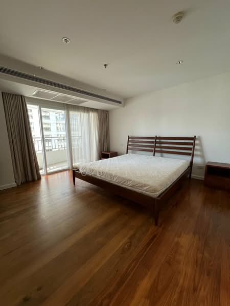 Sathorn Park Place, Bangkok, 27 Sathorn, Thung Maha Mek, Sathon, Bangkok, 4 Bedrooms, 341 sqm, Condo For Sale, by Suchada Yodyiem, 500290991 - DDproperty.com