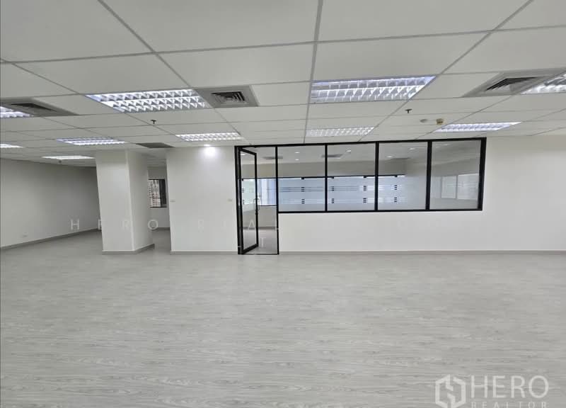For Rent Office Space 358 sqm in Khlong Toei, Bangkok near BTS Asok & MRT Sukhumvit HRE00712, Bangkok, Khong Tan, Khlong Toei, Bangkok, , 358 sqm, Office Space For Rent, by Hero Realtor Co., Ltd., 500291004 - DDproperty.com