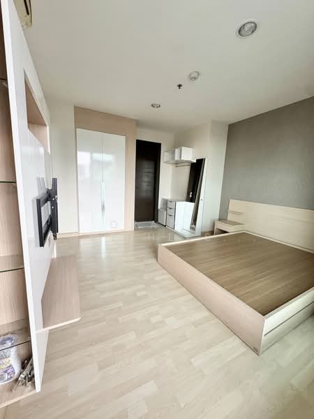 Rhythm Ratchada, Bangkok, 558 Ratchadaphisek Road, Samsen Nok, Huai Khwang, Bangkok, 1 Bedroom, 47 sqm, Condo For Sale, by Orapa Sumetheesirisakul, 500291038 - DDproperty.com