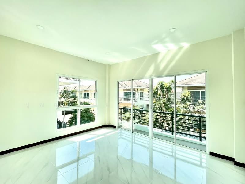 บ้านรีโนเวท ถ.เลียบคลองสอง คลองสามวา ซาฟารีเวิล์ด, กรุงเทพ, เลียบคลองสอง, บางชัน, คลองสามวา, กรุงเทพ, 130 ตร.ม., บ้านเดี่ยว ขาย, โดย ปุณณภา นารานนทชัย, 500291049 - DDproperty.com