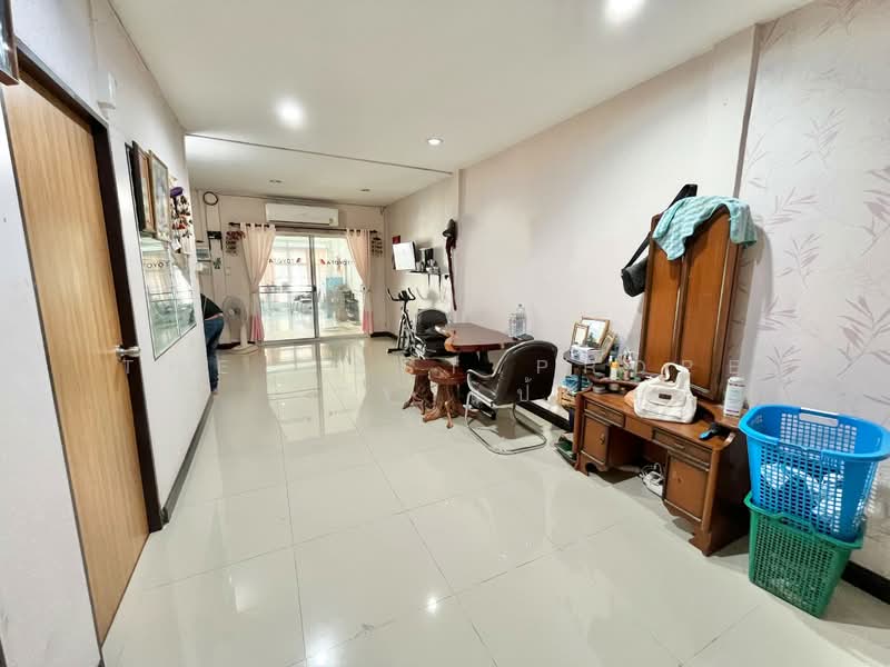 ทาวน์เฮ้าส์อู่ทอง สุพรรณบุรี, Suphan Buri, Chorakhe Sam Phan, U Thong, Suphan Buri, 2 Bedrooms, 120 sqm, Townhouse For Sale, by The Best Prope rty แป้ง, 500291053 - DDproperty.com