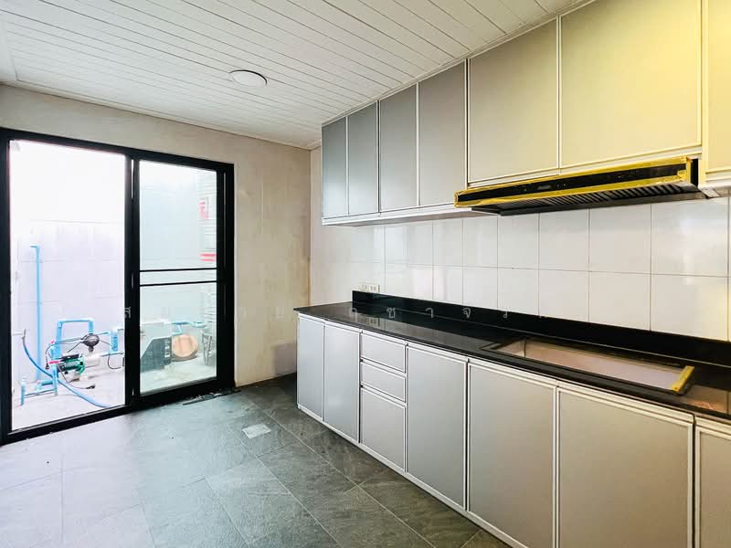 Pruksa Ville 85 Leabklong Taweewattana, Bangkok, Khlong Thawi Watthana Road, Bang Kae Nua, Bang Khae, Bangkok, 3 Bedrooms, 128 sqm, Townhouse For Sale, by Somchai Ruechajirakit, 500291074 - DDproperty.com