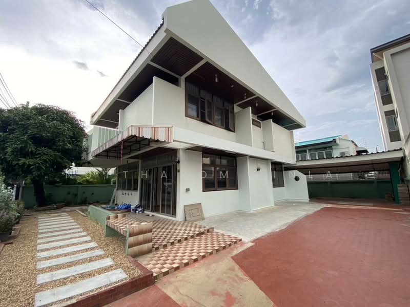 For Sale - 4-BR House, Bangkok