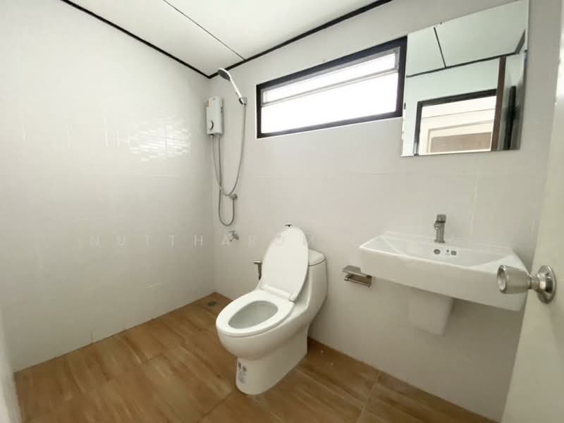 บ้าน 4-ห้องนอน, กรุงเทพ, วัดท่าพระ, บางกอกใหญ่, กรุงเทพ, 250 ตร.ม., บ้านเดี่ยว ขาย, โดย Nuttharom Linla, 500291087 - DDproperty.com