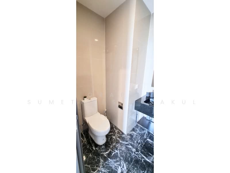The Edge Sukhumvit 23 : เอดจ์ สุขุมวิท 23, กรุงเทพ, 6 ซอยสุขุมวิท 23, คลองเตยเหนือ, วัฒนา, กรุงเทพ, 34 ตร.ม., คอนโด ขาย, โดย Orapa Sumetheesirisakul, 500291096 - DDproperty.com