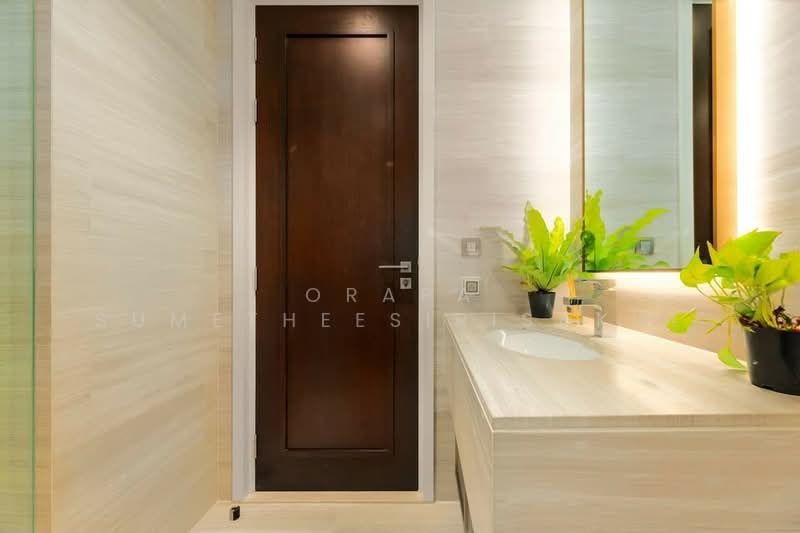 The Diplomat 39, Bangkok, 18 Soi Sukhumvit 39, Sukhumvit Road, Khlong Tan Nua, Watthana, Bangkok, 3 Bedrooms, 164 sqm, Condo For Sale, by Orapa Sumetheesirisakul, 500291103 - DDproperty.com