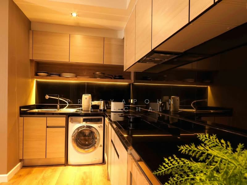 Park Origin Phrom Phong (Park 24), Bangkok, 68 Soi Sukhumvit 24, Khong Tan, Khlong Toei, Bangkok, 3 Bedrooms, 120 sqm, Condo For Sale, by Preeyapohn Jatuchai, 500291152 - DDproperty.com