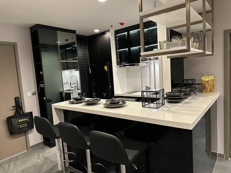 Life Asoke Hype, Bangkok, 339 Chaturathit Rd, Makkasan, Ratchathewi, Bangkok, 2 Bedrooms, 100 sqm, Condo For Sale, by Preeyapohn Jatuchai, 500291159 - DDproperty.com