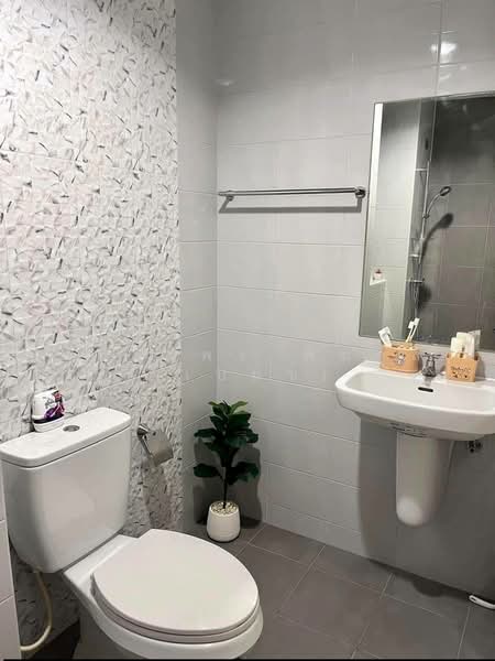 The Trust Condo @ BTS Erawan : เดอะ ทรัสต์ คอนโด แอท บีทีเอส เอราวัณ, สมุทรปราการ, 92 ถนนสุขุมวิท, ปากน้ำ, เมืองสมุทรปราการ, สมุทรปราการ, 30 ตร.ม., คอนโด ให้เช่า, โดย นัทยาพร พึ่มกุล (เบนซ์), 500291193 - DDproperty.com