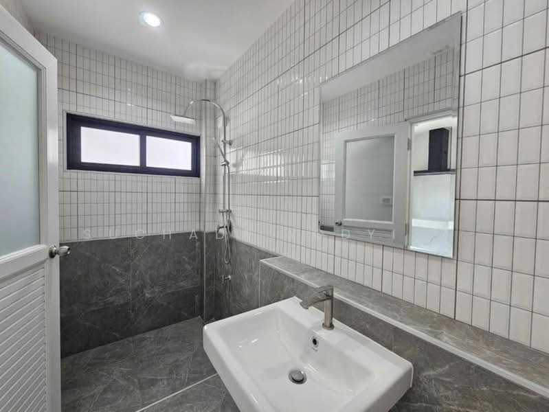 บ้าน 3-ห้องนอน, กรุงเทพ, คลองขวาง, ภาษีเจริญ, กรุงเทพ, 200 ตร.ม., บ้านเดี่ยว ขาย, โดย Suchada Yodyiem, 500291247 - DDproperty.com