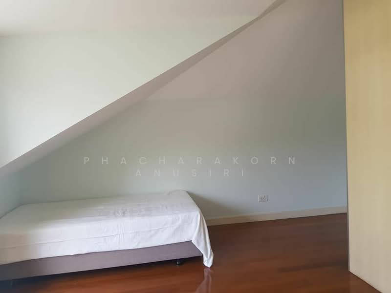 บ้าน 4-ห้องนอน, กรุงเทพ, คลองตัน, คลองเตย, กรุงเทพ, 300 ตร.ม., บ้านเดี่ยว ให้เช่า, โดย Phacharakorn Anusiri, 500291259 - DDproperty.com