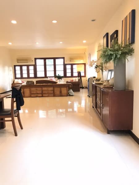 Single House Sukhumvit 81 – On Nut, Bangkok, สุขุมวิท 81, Bang Chak, Phra Khanong, Bangkok, 3 Bedrooms, 400 sqm, Single Detached House For Rent, by ปรินทร์ญาดา ชิณโชติ, 500291284 - DDproperty.com