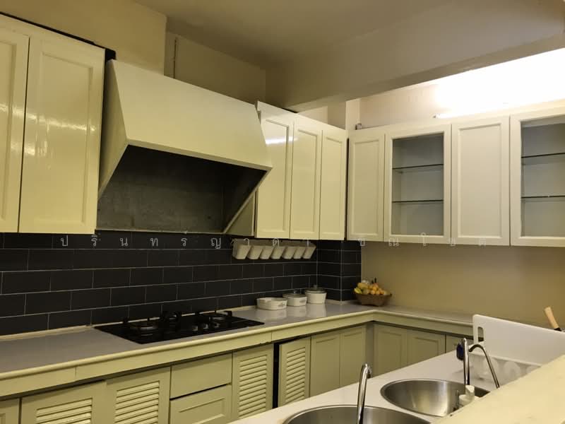 Single House Sukhumvit 81 – On Nut, Bangkok, สุขุมวิท 81, Bang Chak, Phra Khanong, Bangkok, 3 Bedrooms, 400 sqm, Single Detached House For Rent, by ปรินทร์ญาดา ชิณโชติ, 500291284 - DDproperty.com