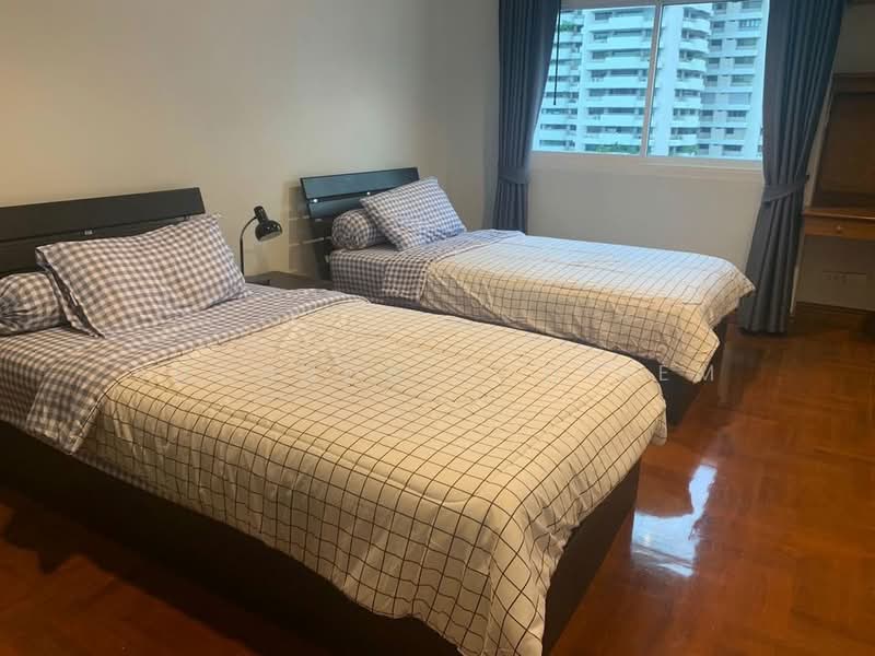 Kallista Mansion, Bangkok, 64 Soi Sukhumvit 11, Khlongtoei Nua, Watthana, Bangkok, 4 Bedrooms, 315 sqm, Condo For Sale, by Suchada Yodyiem, 500291289 - DDproperty.com