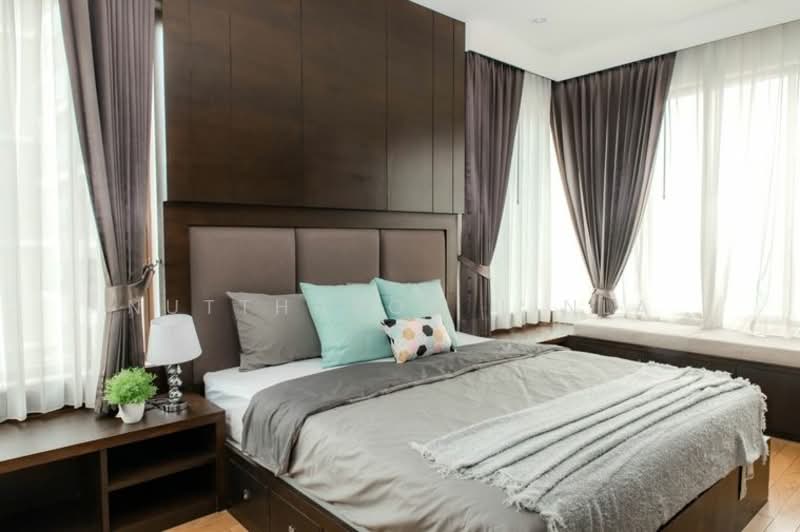 The Emporio Place, Bangkok, 93 Soi Sukhumvit 24, Sukhumvit Road, Khong Tan, Khlong Toei, Bangkok, 2 Bedrooms, 108 sqm, Condo For Sale, by Nuttharom Linla, 500291410 - DDproperty.com