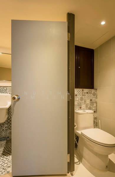 Omni Tower Sukhumvit Nana : ออมนิ ทาวเวอร์ สุขุมวิท นานา, กรุงเทพ, 69 ซอย สุขุมวิท 4, คลองเตย, คลองเตย, กรุงเทพ, 77 ตร.ม., คอนโด ขาย, โดย Nattapat Reunyota, 500291422 - DDproperty.com