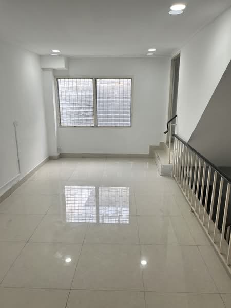 New Phetchaburi Road, Bang Kapi Subdistrict, Bangkok, เพชรบุรีตัดใหม่, Bang Kapi, Huai Khwang, Bangkok, , 336 sqm, Shophouse For Rent, by Napittha Tiyapanitkun, 500291436 - DDproperty.com
