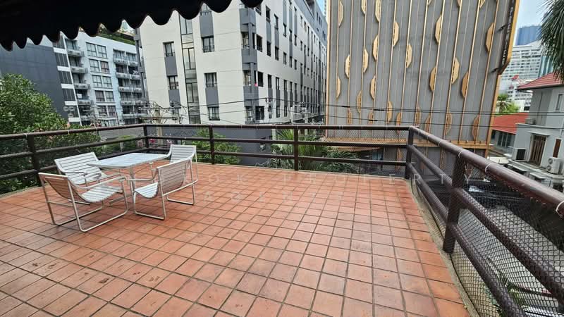 Kameo Court, Bangkok, 25 Sukhumvit 7 Alley, Khlongtoei Nua, Watthana, Bangkok, 2 Bedrooms, 166 sqm, Apartment For Rent, by BANGKOK PROPERTY AGENTS, 500291441 - DDproperty.com