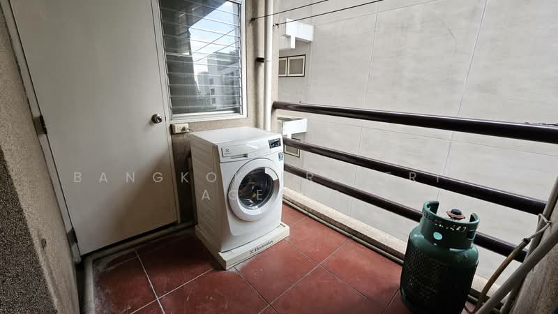 Kameo Court, Bangkok, 25 Sukhumvit 7 Alley, Khlongtoei Nua, Watthana, Bangkok, 2 Bedrooms, 166 sqm, Apartment For Rent, by BANGKOK PROPERTY AGENTS, 500291441 - DDproperty.com