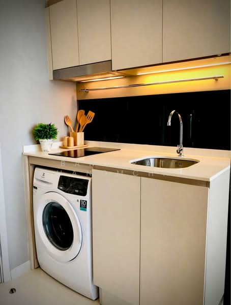 Knightsbridge Prime Sathorn, Bangkok, 599 Naradhiwas Rajanagarindra Road, Thung Maha Mek, Sathon, Bangkok, 1 Bedroom, 38 sqm, Condo For Rent, by Banjarat Thanomchat, 500291455 - DDproperty.com