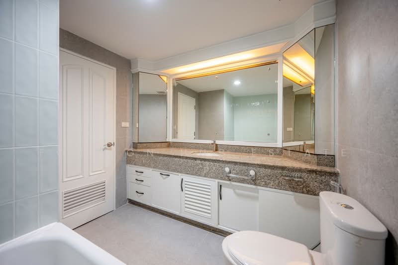 Las Colinas, Bangkok, Sukhumvit 21 Road, Khlongtoei Nua, Watthana, Bangkok, 3 Bedrooms, 240 sqm, Condo For Sale, by Foreign Hub Estate, 500291494 - DDproperty.com