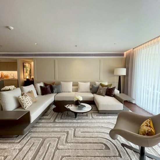 Canvas 39 The Residence : แคนวาส 39 เดอะ เรสซิเดนซ์, กรุงเทพ