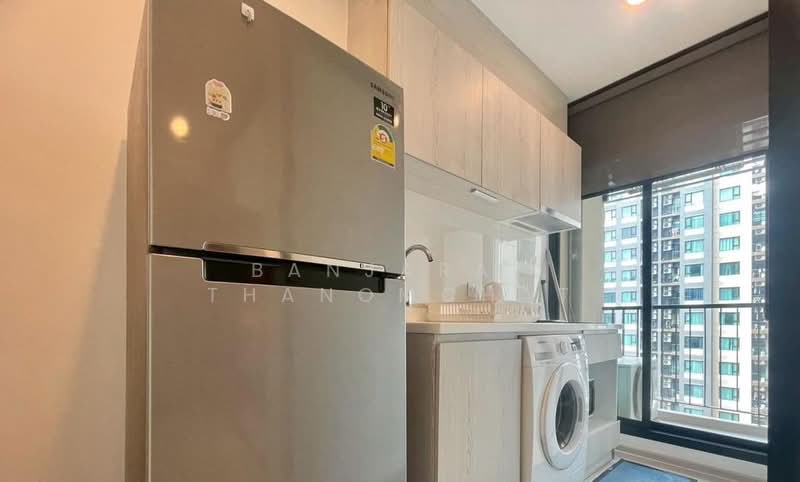 Life Asoke, Bangkok, Asoke-Dindang Road, Bang Kapi, Huai Khwang, Bangkok, 1 Bedroom, 30 sqm, Condo For Rent, by Banjarat Thanomchat, 500291539 - DDproperty.com