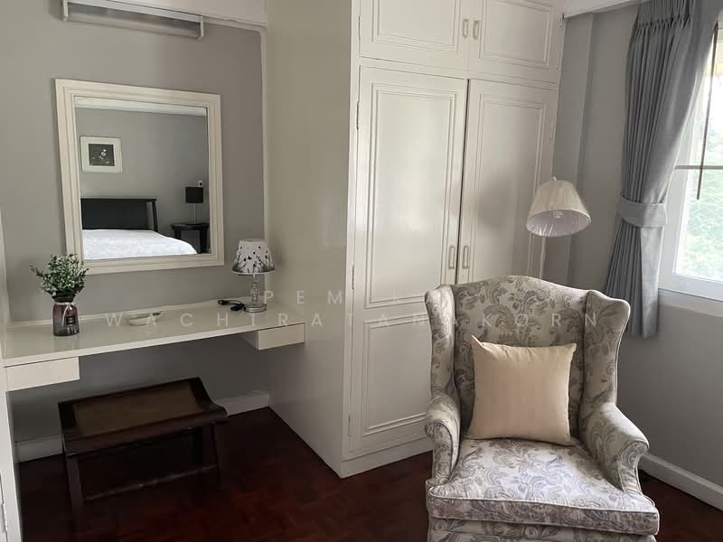 Mukda Mansion, Bangkok, 21 Soi Sukhumvit 43, Khlong Tan Nua, Watthana, Bangkok, 3 Bedrooms, 152 sqm, Apartment For Rent, by Napat Thamakulangkul, 500291546 - DDproperty.com