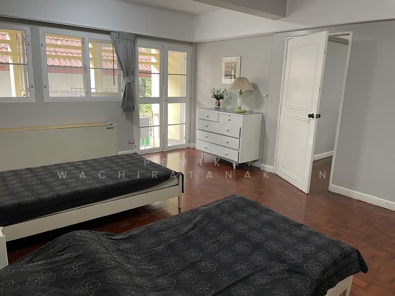 Mukda Mansion, Bangkok, 21 Soi Sukhumvit 43, Khlong Tan Nua, Watthana, Bangkok, 3 Bedrooms, 152 sqm, Apartment For Rent, by Napat Thamakulangkul, 500291546 - DDproperty.com