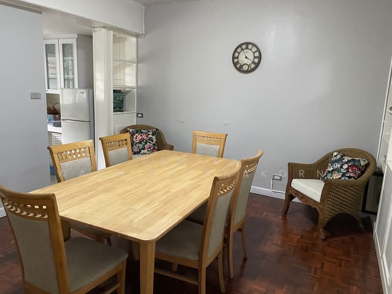 Mukda Mansion, Bangkok, 21 Soi Sukhumvit 43, Khlong Tan Nua, Watthana, Bangkok, 3 Bedrooms, 152 sqm, Apartment For Rent, by Napat Thamakulangkul, 500291546 - DDproperty.com