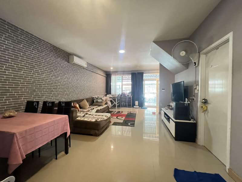 Gusto Town Home Petkasem - Thaweewattana, Bangkok, Soi Thaweewattana 9, Thaweewattana Road, Thawi Watthana, Thawi Watthana, Bangkok, 3 Bedrooms, 121 sqm, Townhouse For Sale, by คุณน้อง เกรทเทสต์, 500291550 - DDproperty.com