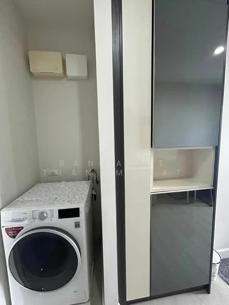 The Niche Pride Thonglor-Phetchaburi, Bangkok, New Petchaburi Road, Bang Kapi, Huai Khwang, Bangkok, 1 Bedroom, 32 sqm, Condo For Rent, by Banjarat Thanomchat, 500291584 - DDproperty.com