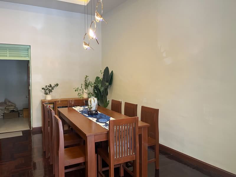 390 surawong, Bangkok, สุรวงค์, Si Phraya, Bang Rak, Bangkok, 3 Bedrooms, 186 sqm, Townhouse For Rent, by ขวัญเรือน ดีนาน, 500291615 - DDproperty.com
