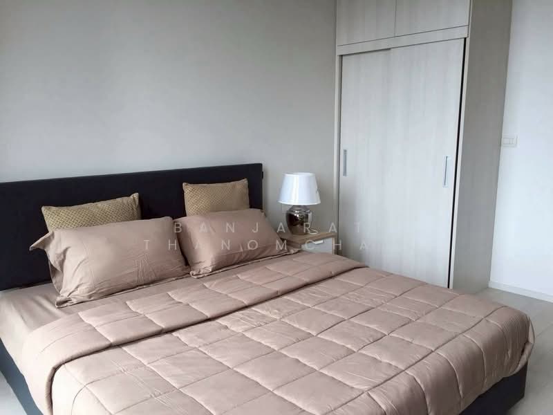Noble Ploenchit, Bangkok, 1035 Ploenchit Road, Lumphini, Pathum Wan, Bangkok, 2 Bedrooms, 70 sqm, Condo For Rent, by Banjarat Thanomchat, 500291649 - DDproperty.com