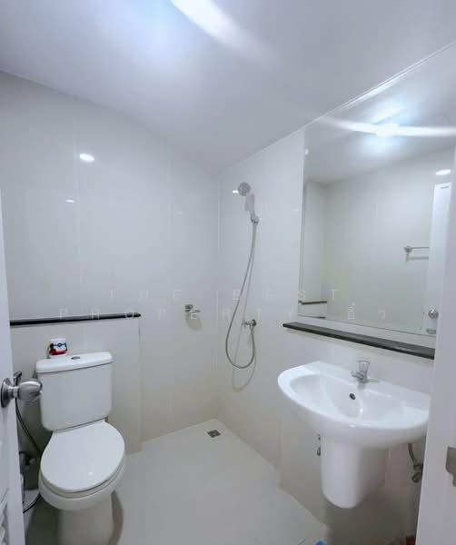 Modi Villa Ladkrabang-Suvarnabhumi, Chachoengsao, Luang Phaeng Road, Khlong Luang Phaeng, Muang Chachoengsao, Chachoengsao, 3 Bedrooms, 100 sqm, Townhouse For Sale, by The Best Property อิ๋ว, 500291655 - DDproperty.com