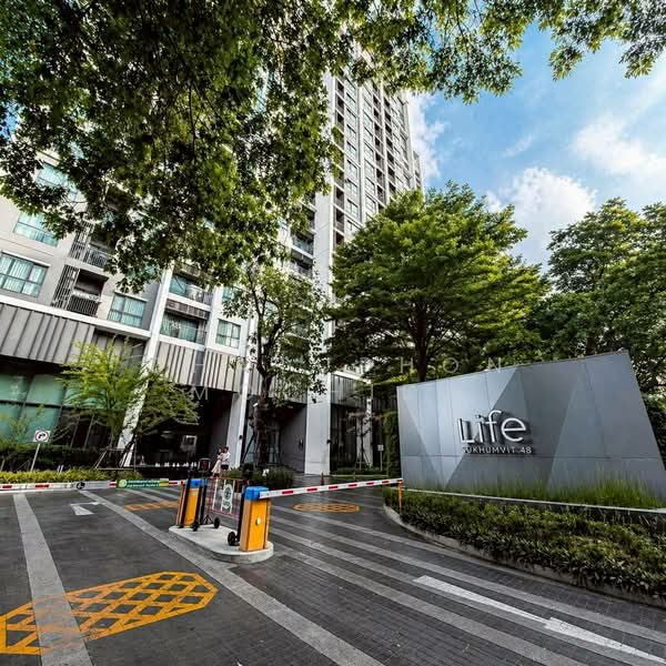 Life Sukhumvit 48, Bangkok, Soi Sukhumvit 48, Phra Kanong, Khlong Toei, Bangkok, 1 Bedroom, 40 sqm, Condo For Rent, by Chatuphon Mochida, 500291703 - DDproperty.com