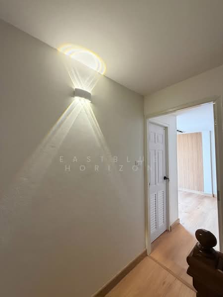 Townhouse Area BTS Saint Louis, กรุงเทพ, ยานนาวา, สาทร, กรุงเทพ, 280 ตร.ม., ทาวน์เฮ้าส์ ขาย, โดย Eastblue Horizon, 500291768 - DDproperty.com
