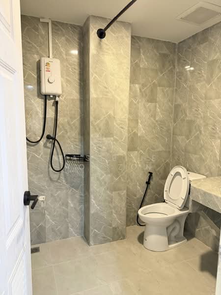 Townhouse Area BTS Saint Louis, Bangkok, Yan Nawa, Sathon, Bangkok, 4 Bedrooms, 280 sqm, Townhouse For Sale, by Eastblue Horizon, 500291768 - DDproperty.com