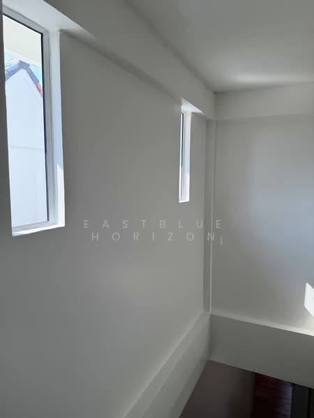 Townhouse Area BTS Saint Louis, Bangkok, Yan Nawa, Sathon, Bangkok, 4 Bedrooms, 280 sqm, Townhouse For Sale, by Eastblue Horizon, 500291768 - DDproperty.com