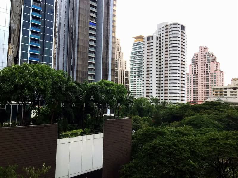 Lumpini Suite Sukhumvit 41, Bangkok, Soi Sukhumvit 41, Khlong Tan Nua, Watthana, Bangkok, 3 Bedrooms, 83 sqm, Condo For Rent, by Sarawut Ratchawong, 500291804 - DDproperty.com